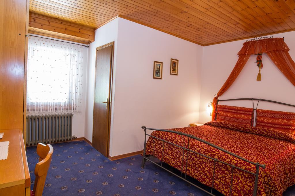Villa Elena B&B Hotel San Martino Di Castrozza Exteriér fotografie