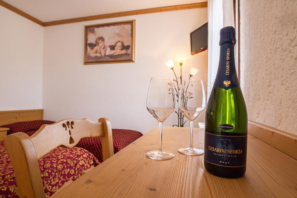 Villa Elena B&B Hotel San Martino Di Castrozza Exteriér fotografie