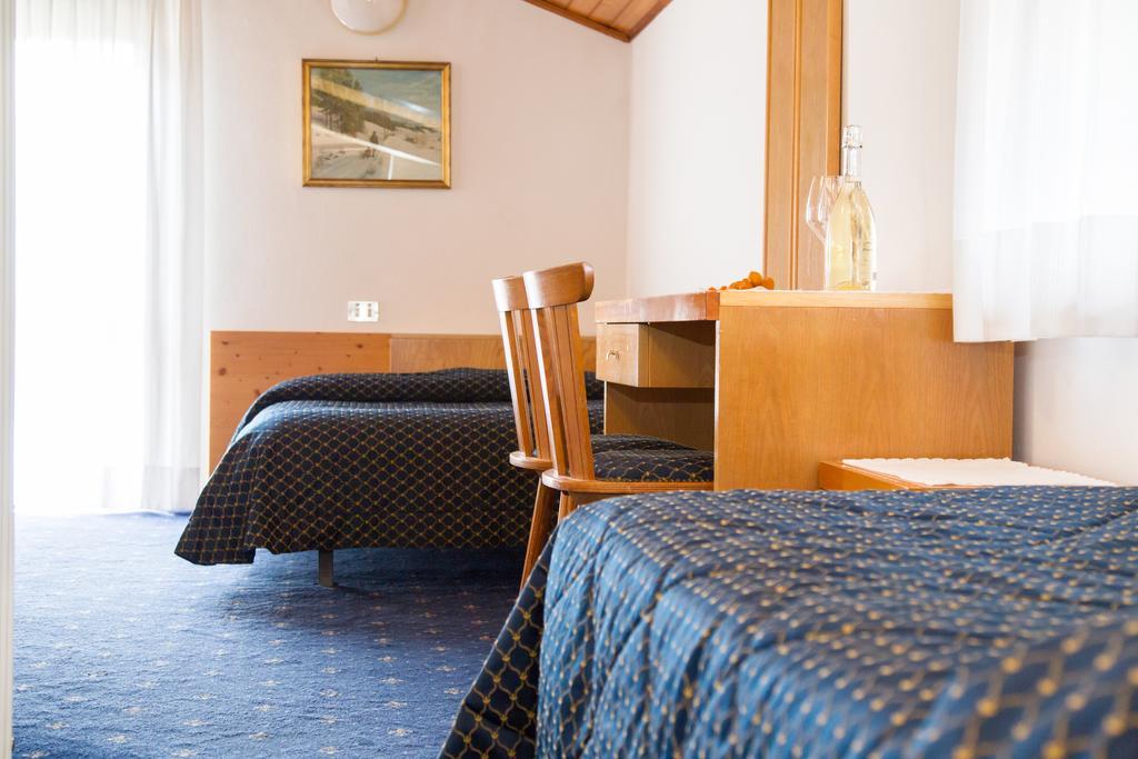 Villa Elena B&B Hotel San Martino Di Castrozza Exteriér fotografie