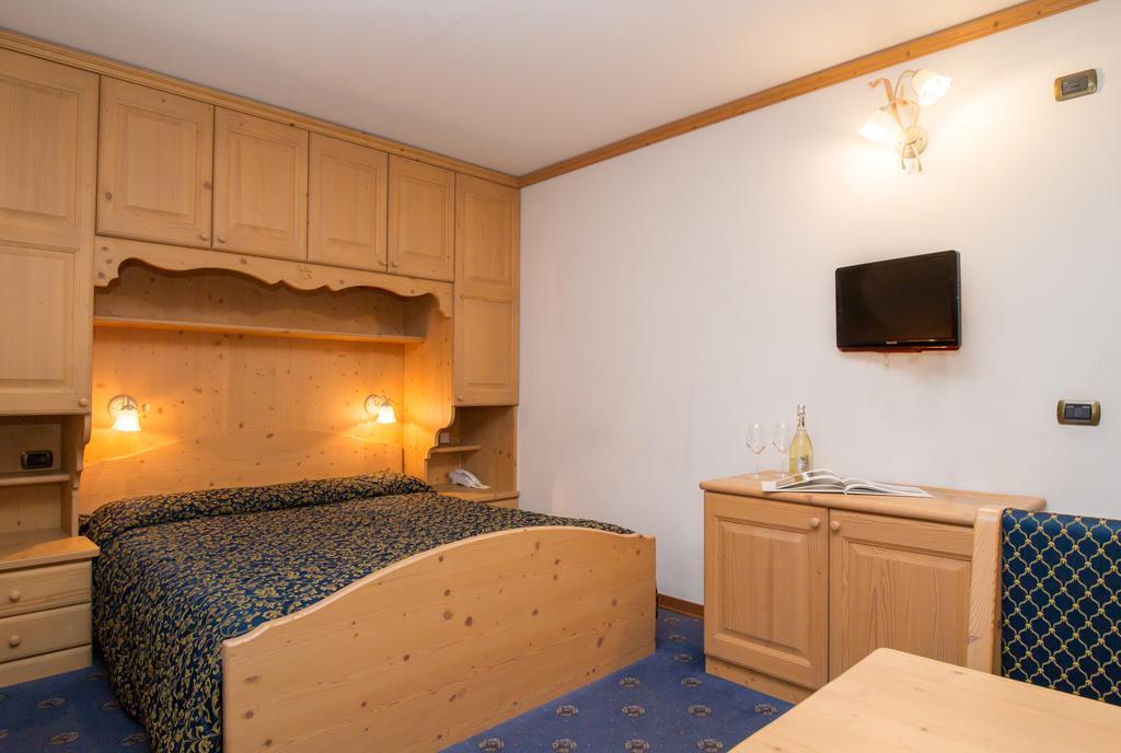 Villa Elena B&B Hotel San Martino Di Castrozza Exteriér fotografie