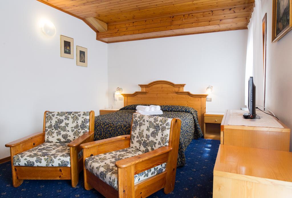 Villa Elena B&B Hotel San Martino Di Castrozza Exteriér fotografie